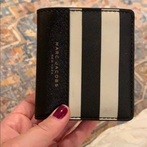 Marc Jacobs black and white wallet
